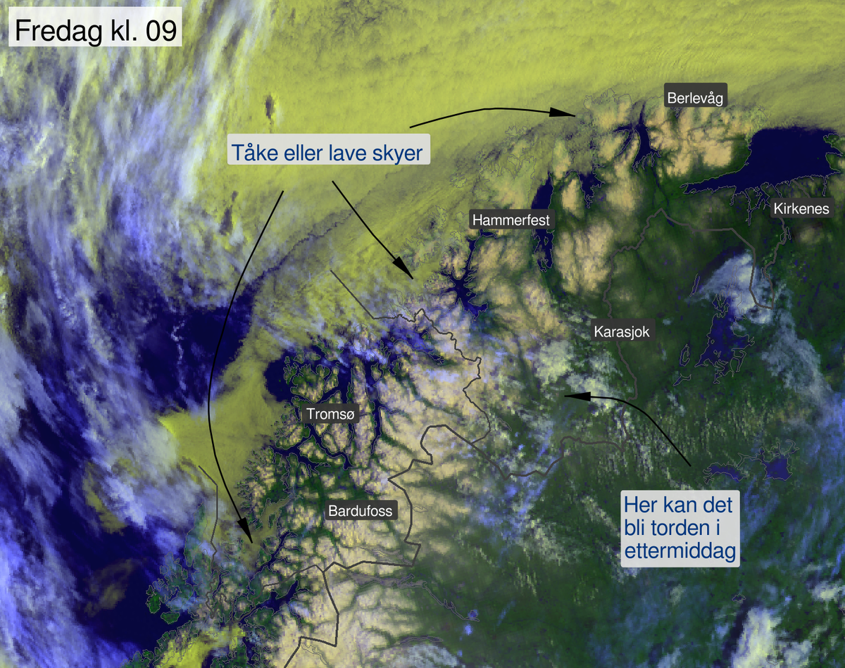 Satellittbilde over Nord-Norge fredag formiddag